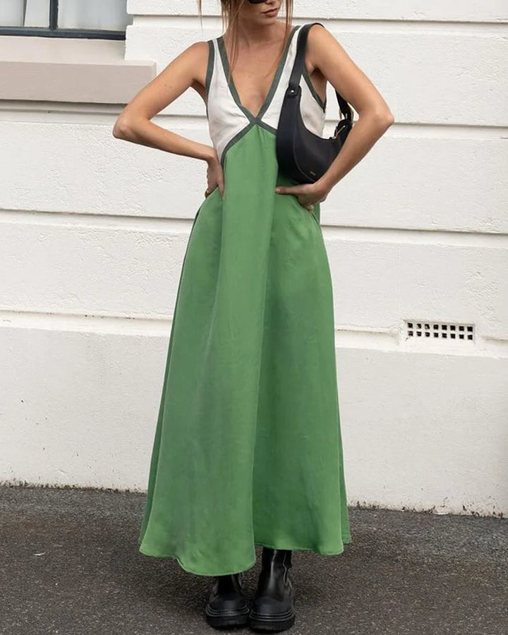 Camilla | Chic V-Neck Contrast Maxi Dress